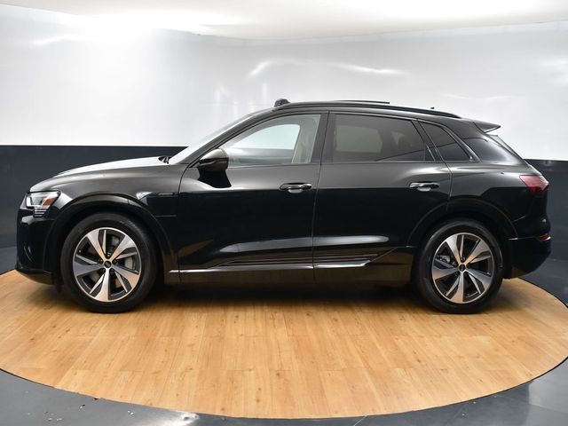 2024 Audi Q8 e-tron Premium