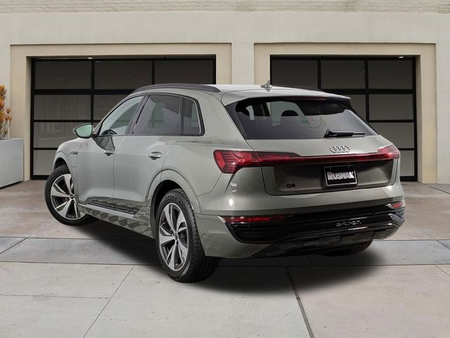 2024 Audi Q8 e-tron Premium