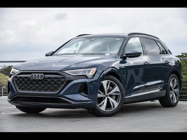 2024 Audi Q8 e-tron Premium