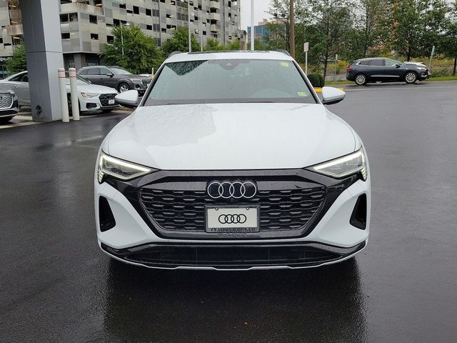 2024 Audi Q8 e-tron Premium