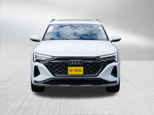 2024 Audi Q8 e-tron Premium