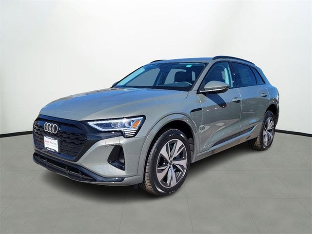 2024 Audi Q8 e-tron Premium