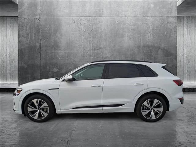 2024 Audi Q8 e-tron Premium