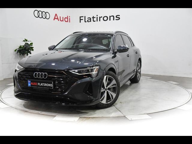 2024 Audi Q8 e-tron Premium