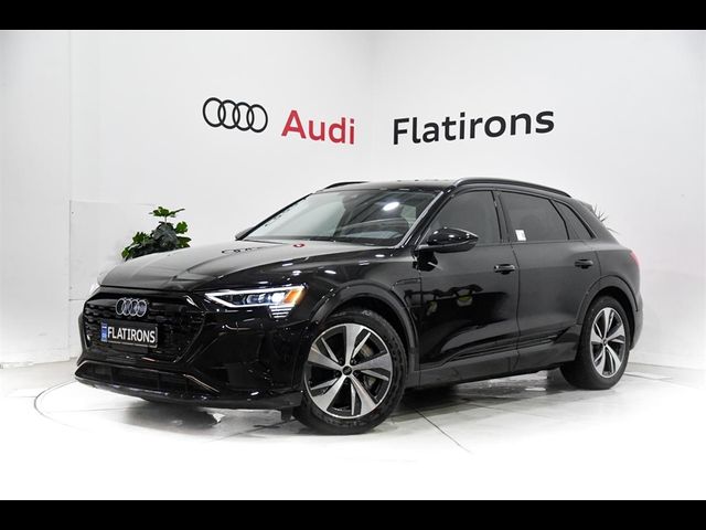 2024 Audi Q8 e-tron Premium