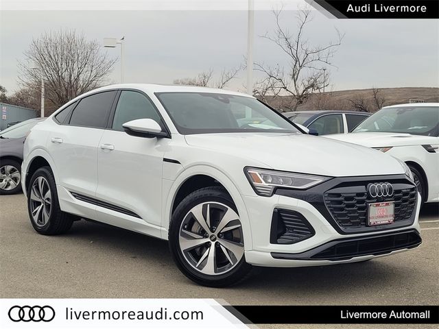 2024 Audi Q8 e-tron Sportback S line Premium