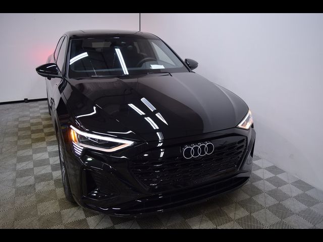 2024 Audi Q8 e-tron Sportback S line Premium