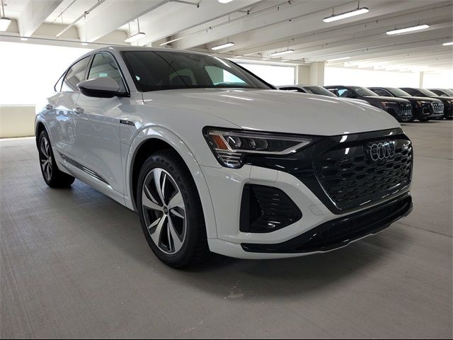 2024 Audi Q8 e-tron Sportback S line Premium