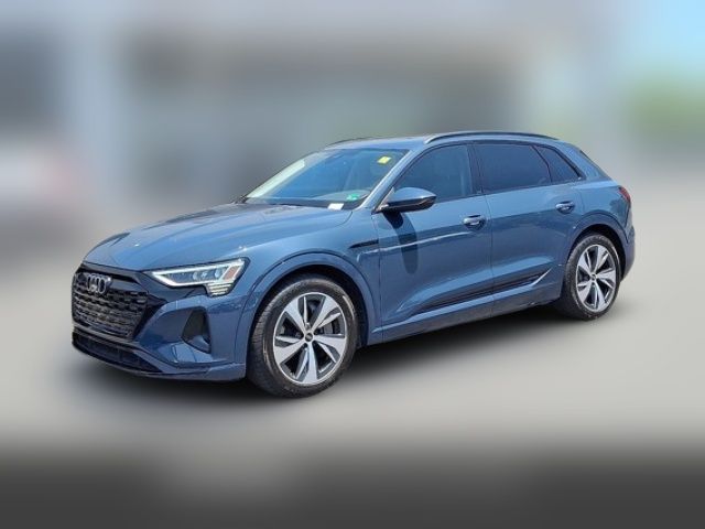 2024 Audi Q8 e-tron Premium
