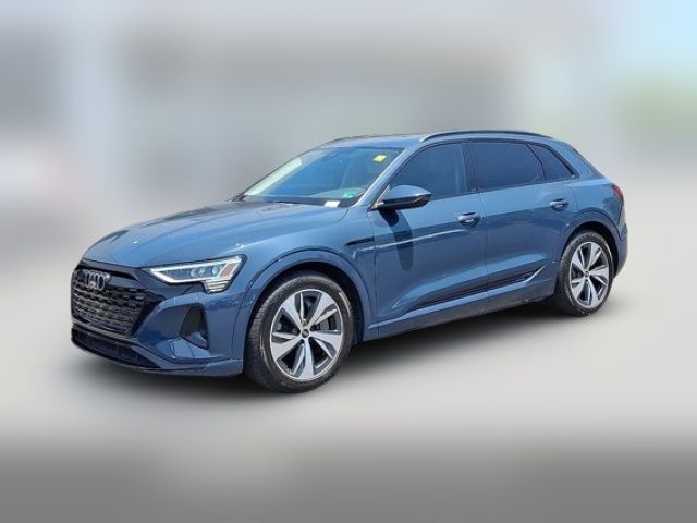 2024 Audi Q8 e-tron Premium