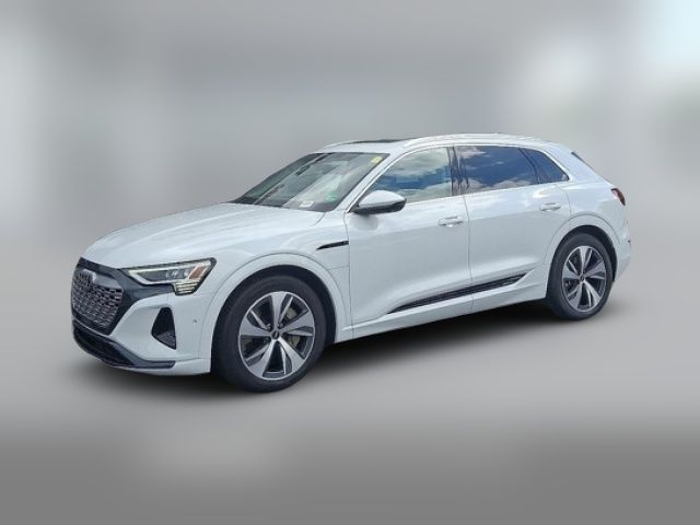 2024 Audi Q8 e-tron Premium Plus