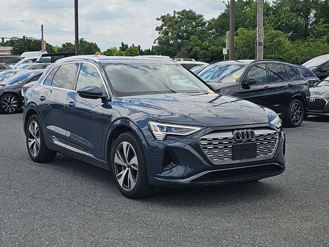 2024 Audi Q8 e-tron Premium Plus