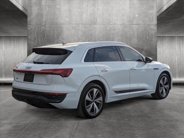 2024 Audi Q8 e-tron Premium Plus