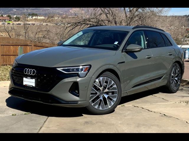 2024 Audi Q8 e-tron Premium Plus