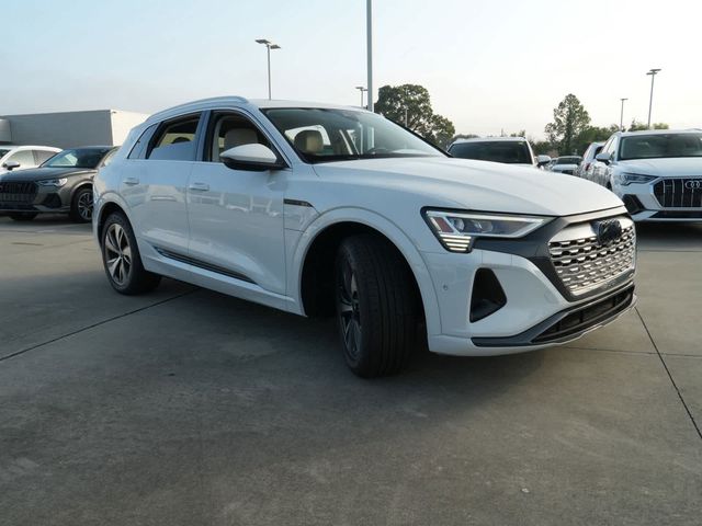 2024 Audi Q8 e-tron Premium Plus