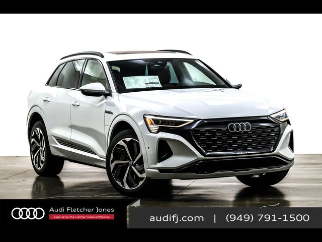 2024 Audi Q8 e-tron Premium Plus