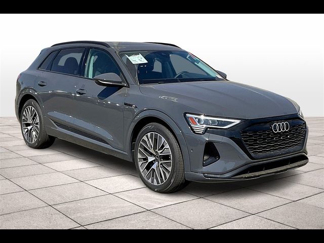 2024 Audi Q8 e-tron Premium Plus