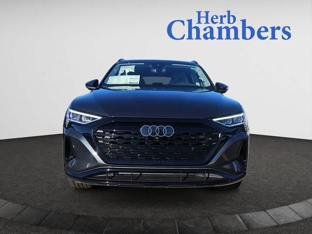 2024 Audi Q8 e-tron Premium Plus