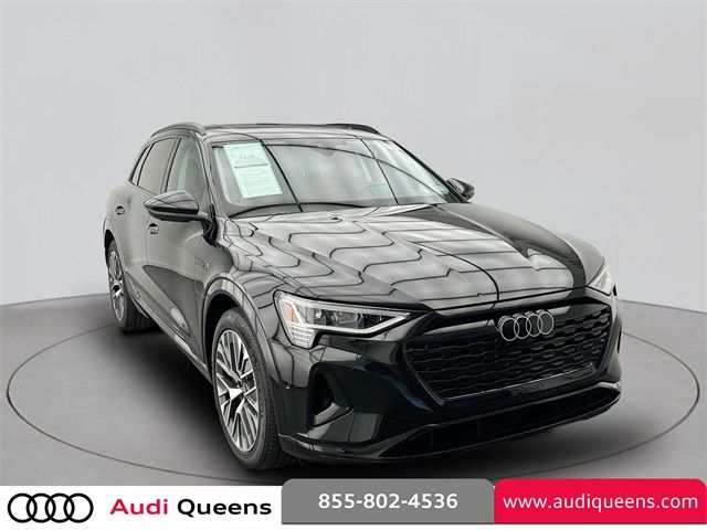 2024 Audi Q8 e-tron Premium Plus