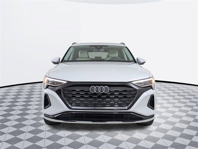 2024 Audi Q8 e-tron Premium Plus