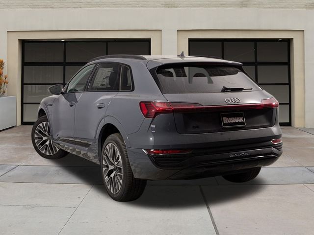 2024 Audi Q8 e-tron Premium Plus