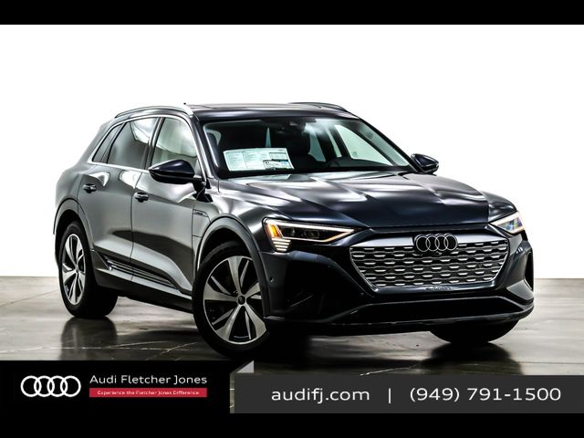 2024 Audi Q8 e-tron Premium Plus