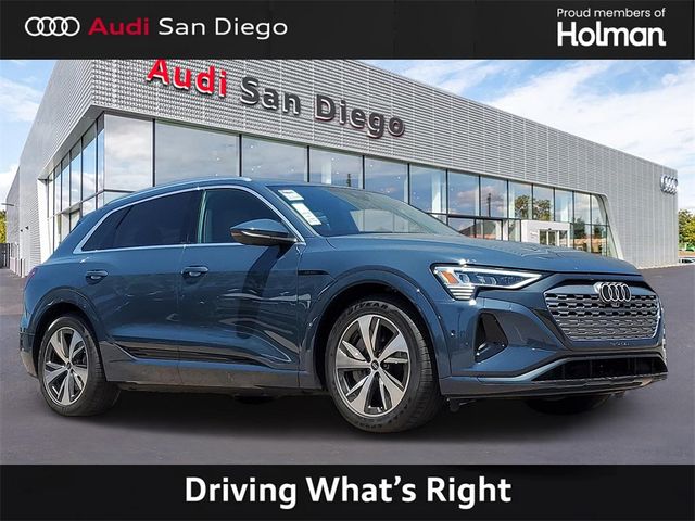 2024 Audi Q8 e-tron Premium Plus