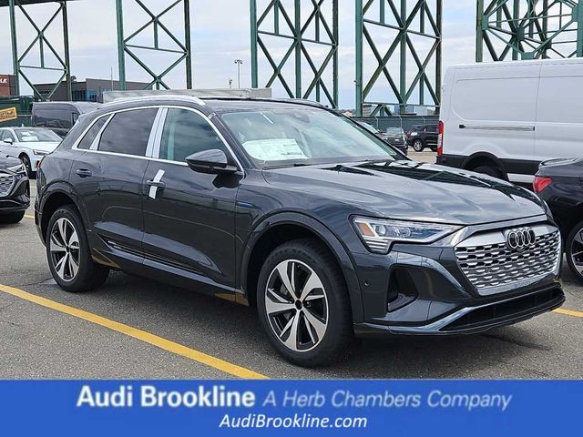 2024 Audi Q8 e-tron Premium Plus