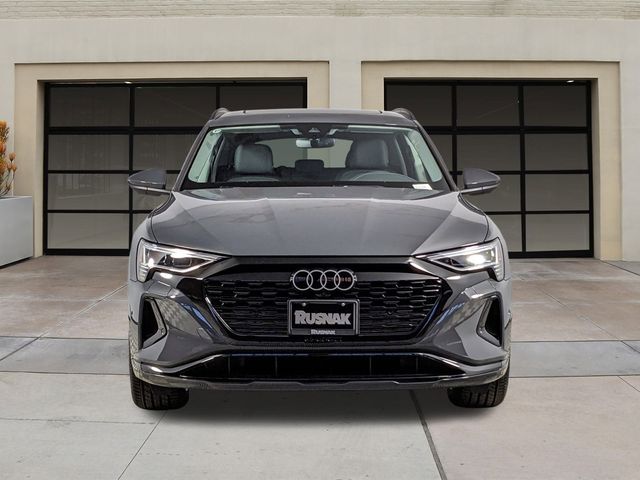 2024 Audi Q8 e-tron Premium Plus