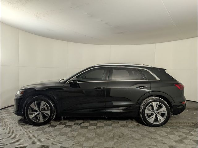 2024 Audi Q8 e-tron Premium Plus