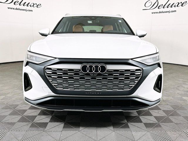 2024 Audi Q8 e-tron Premium Plus