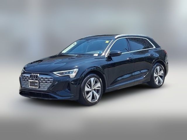 2024 Audi Q8 e-tron Premium Plus