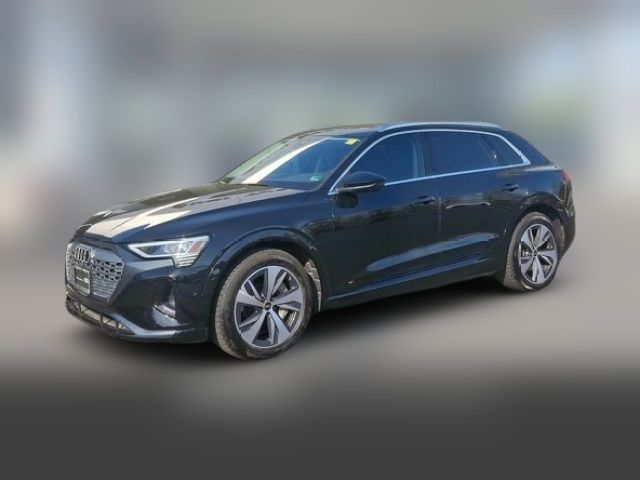 2024 Audi Q8 e-tron Premium Plus