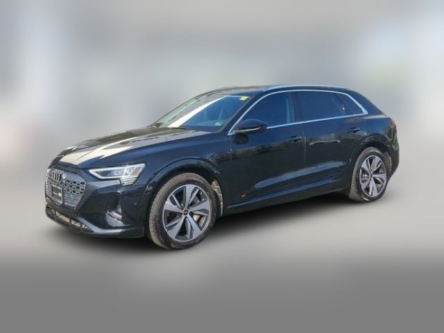 2024 Audi Q8 e-tron Premium Plus
