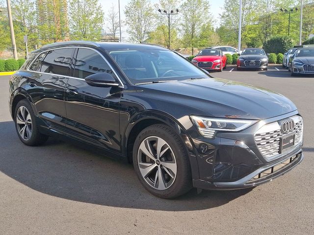 2024 Audi Q8 e-tron Premium Plus