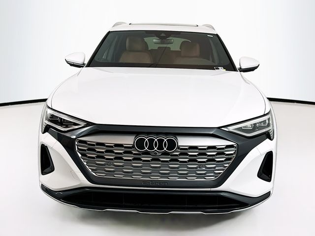 2024 Audi Q8 e-tron Premium Plus