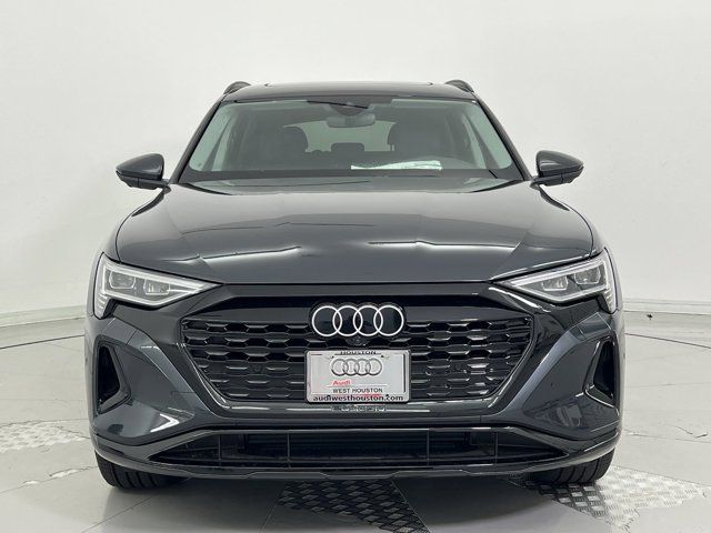 2024 Audi Q8 e-tron Premium Plus