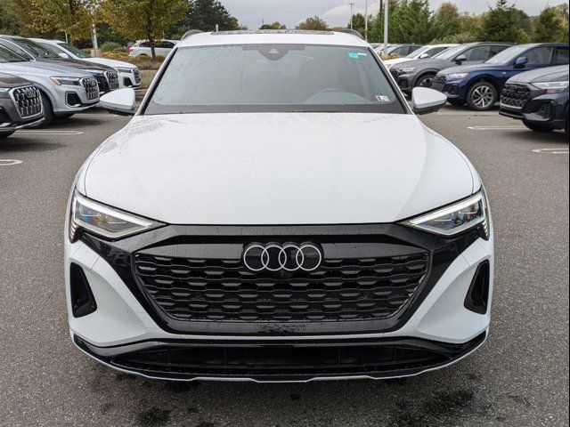 2024 Audi Q8 e-tron Premium Plus