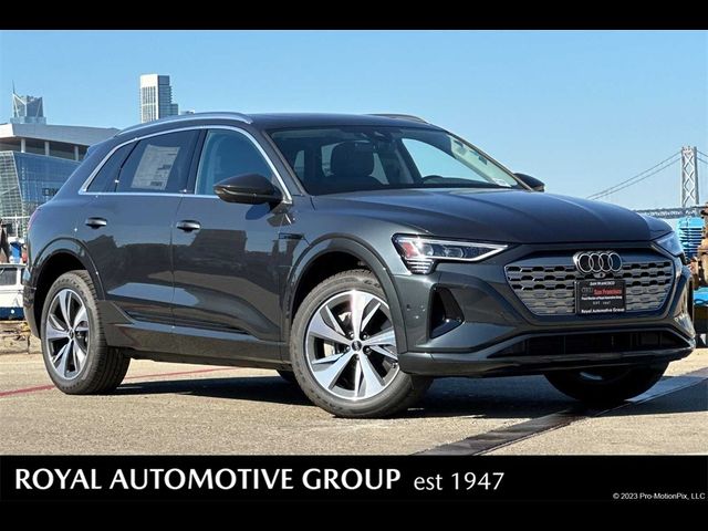 2024 Audi Q8 e-tron Premium Plus