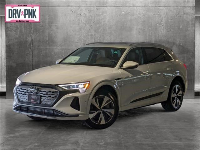 2024 Audi Q8 e-tron Premium Plus