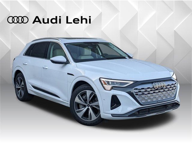 2024 Audi Q8 e-tron Premium Plus