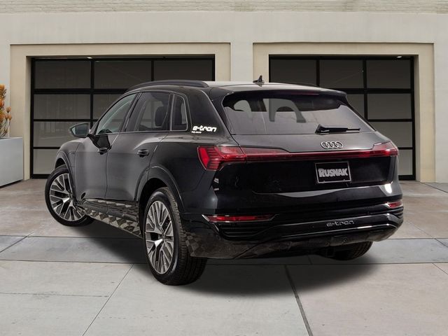 2024 Audi Q8 e-tron Premium Plus