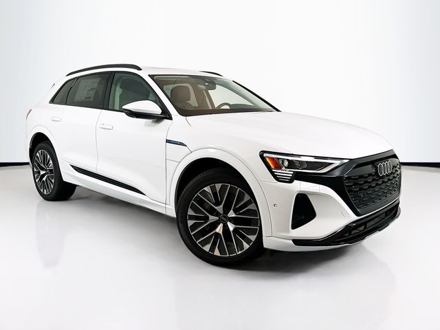 2024 Audi Q8 e-tron Premium Plus