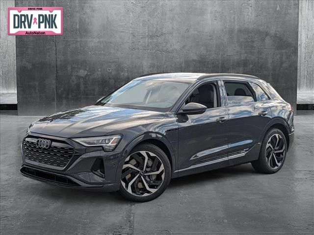 2024 Audi Q8 e-tron Premium Plus