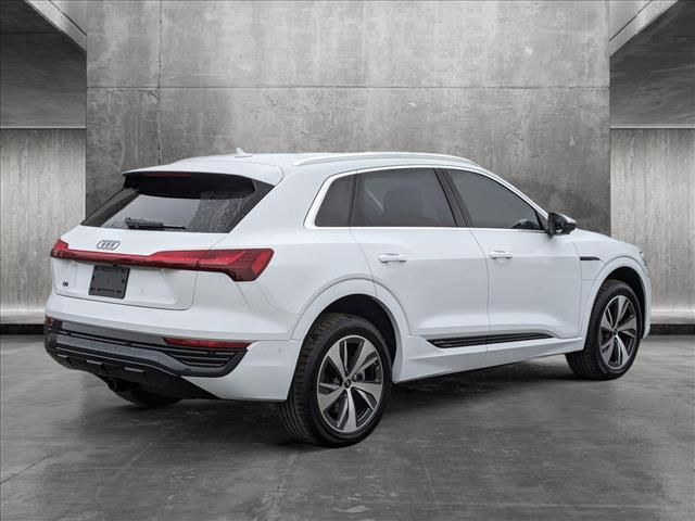 2024 Audi Q8 e-tron Premium Plus