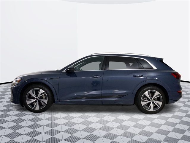 2024 Audi Q8 e-tron Premium Plus