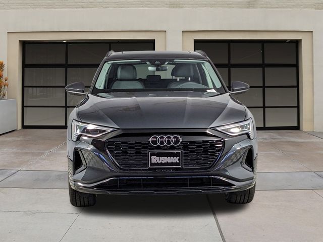 2024 Audi Q8 e-tron Premium Plus