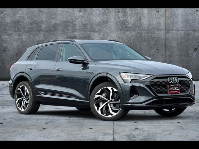 2024 Audi Q8 e-tron Premium Plus