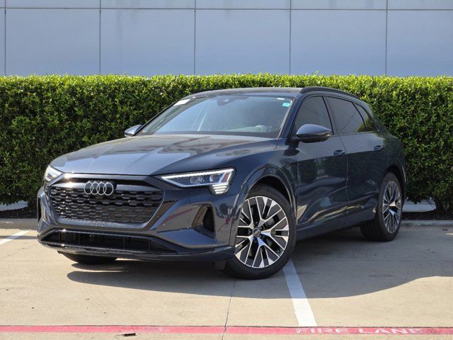 2024 Audi Q8 e-tron Premium Plus