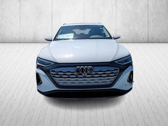 2024 Audi Q8 e-tron Premium Plus